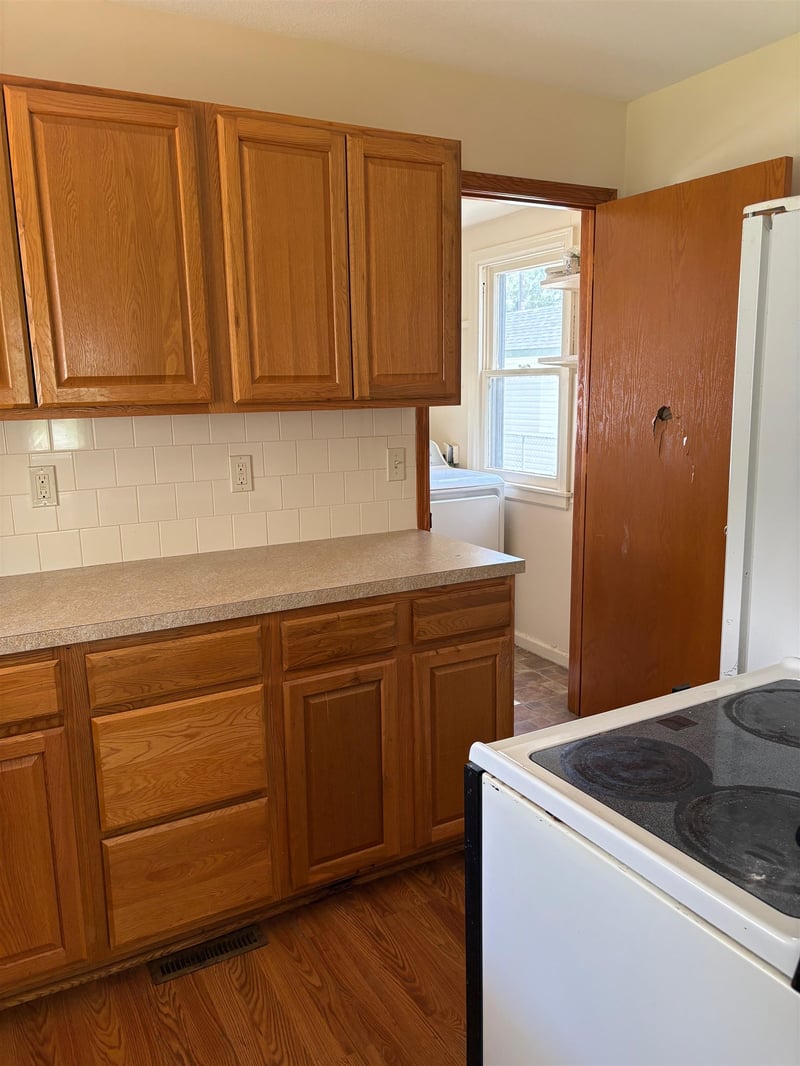 422 Clayton Ave, Wichita, KS 67203