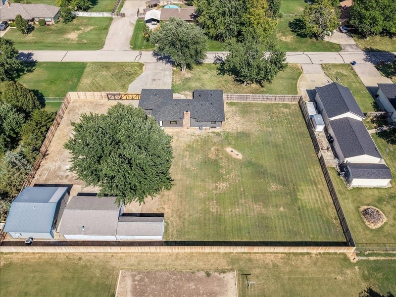 5549 Athenian , Wichita, KS 67204