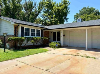 2611 Laura Ave, Wichita, KS 67216