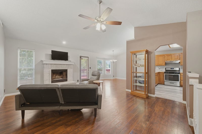 10418 Taft Ct, Wichita, KS 67209