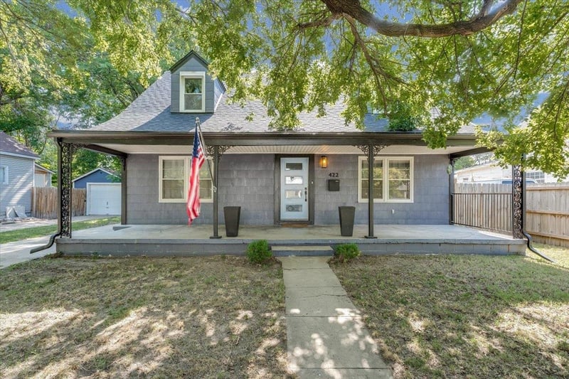 422 Dodge Ave, Wichita, KS 67203
