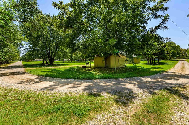 204 East St, Fall River, KS 67047