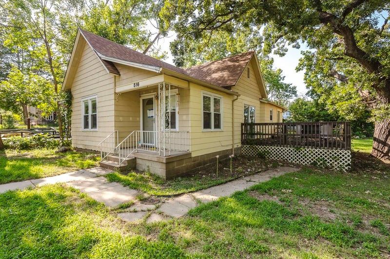 516 Carr Ave, El Dorado, KS 67042