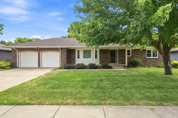 1702 Lark St, Wichita, KS 67212