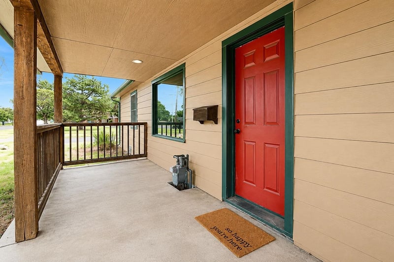 603 31st St S, Wichita, KS 67217