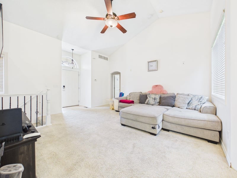 2350 Castle Rock Ct, Wichita, KS 67228