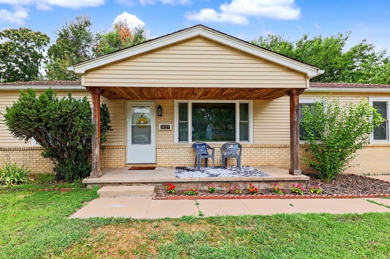 1829 Richmond , Wichita, KS 67203