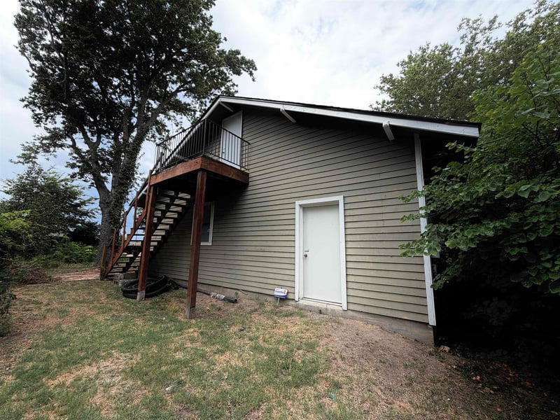 3127 Maple , Wichita, KS 67213
