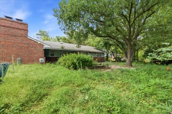 6205 E 11th St N, Wichita, KS 67208