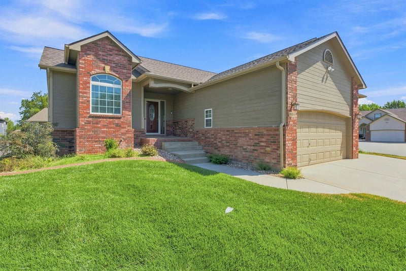 8502 34th St N, Wichita, KS 67205-3401