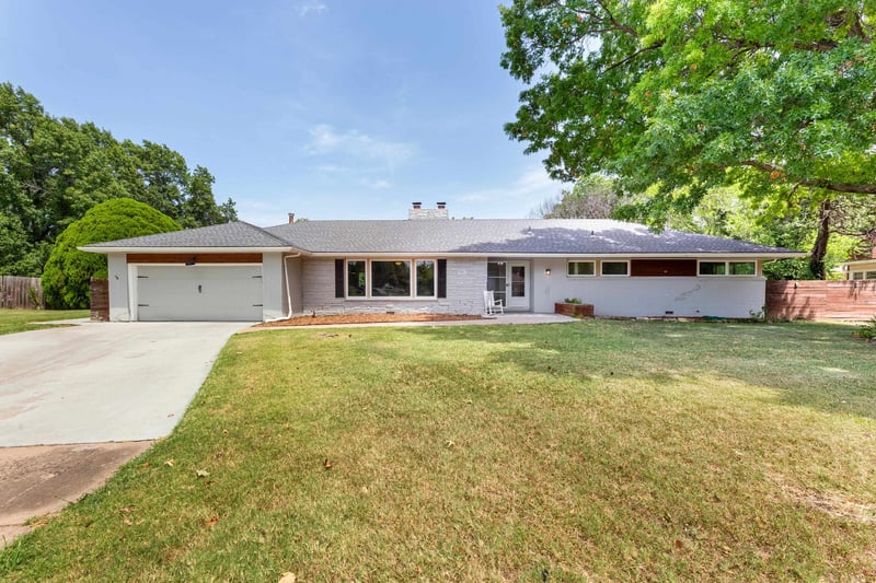 5650 Coe Dr, Wichita, KS 67208