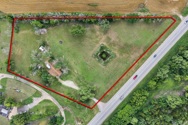 1332 Hwy 15 , Mulvane, KS 67110