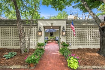 646 N Tara Ln, Wichita, KS 67206