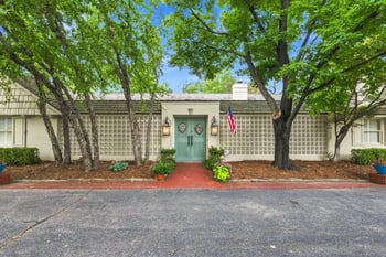 646 N Tara Ln, Wichita, KS 67206