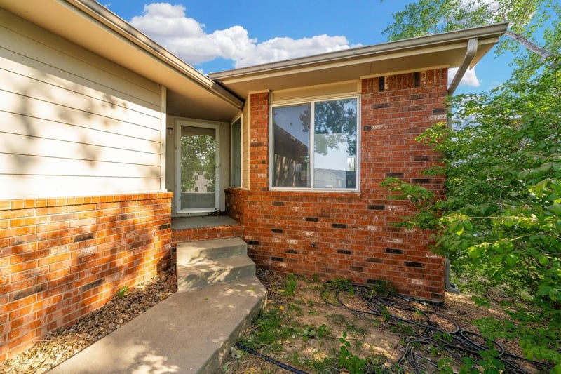 7500 Cornelison Cir, Wichita, KS 67212