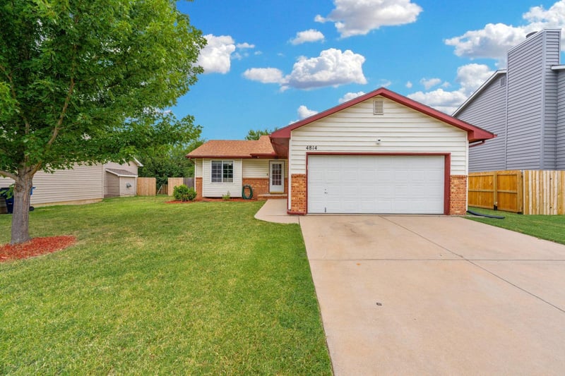 4814 27th St N, Wichita, KS 67220