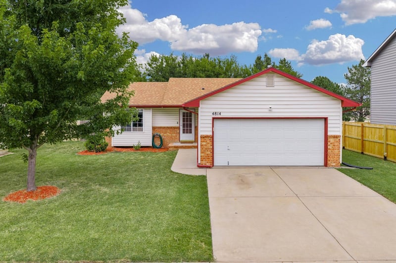 4814 27th St N, Wichita, KS 67220