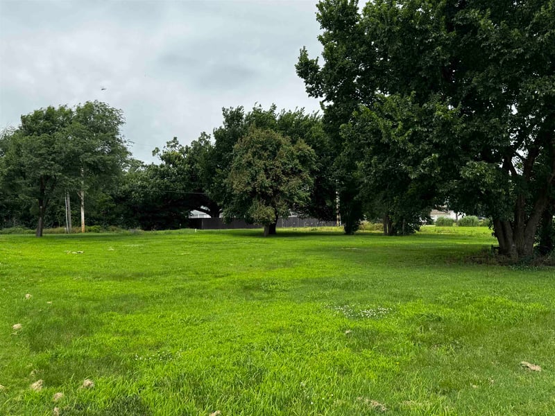 00000 Mcnair, Halstead, KS 67056