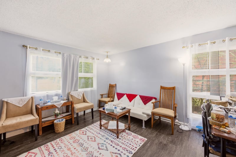 4924 Gilbert St, Wichita, KS 67218