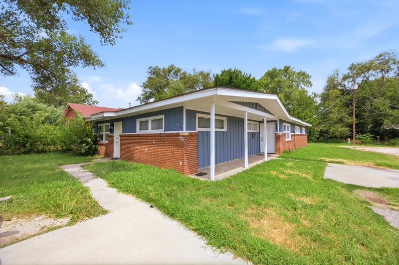 4924 Gilbert St, Wichita, KS 67218