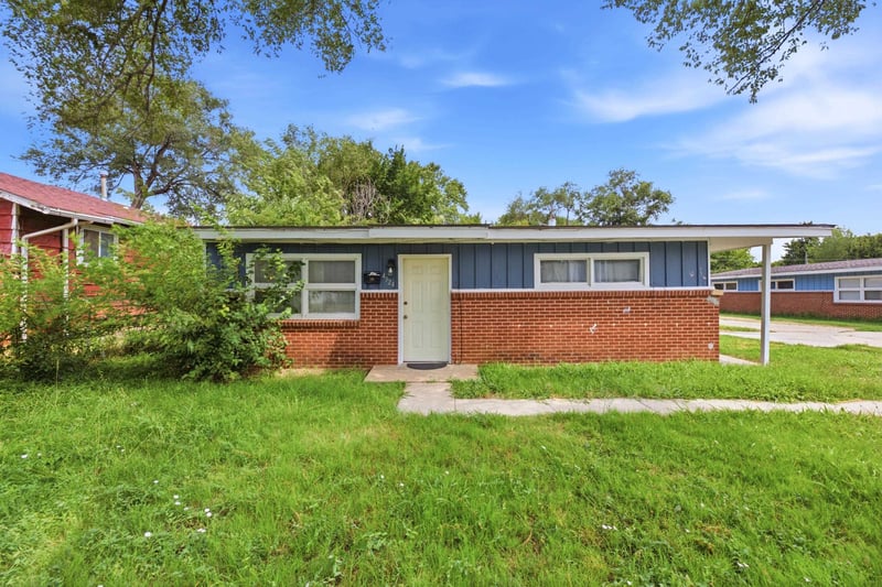 4924 Gilbert St, Wichita, KS 67218