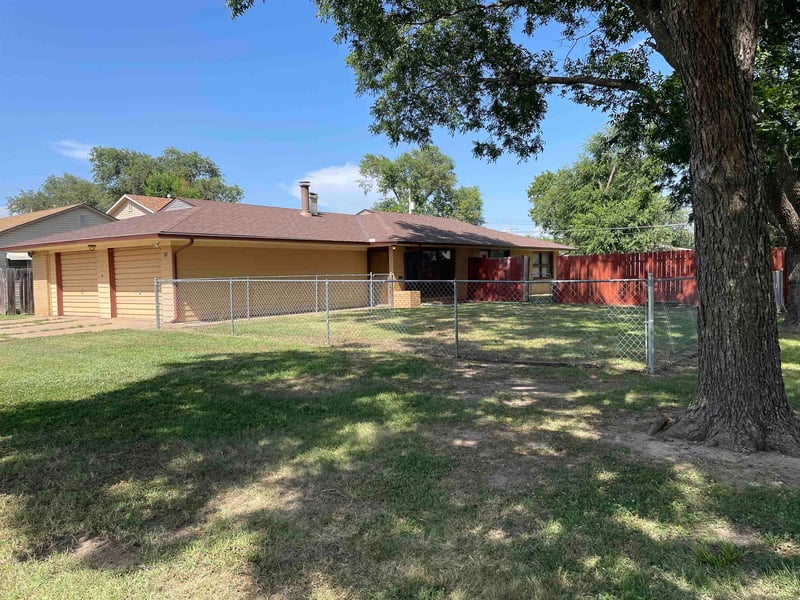 415 Gardner , Wellington, KS 67152