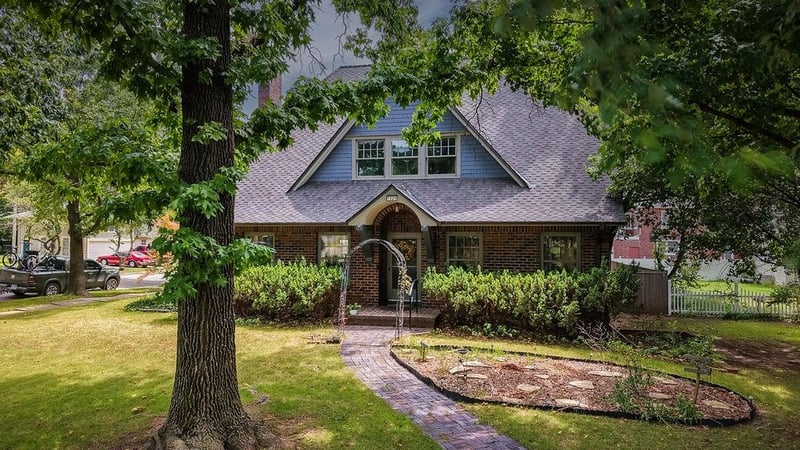 1321 9th Ave, Winfield, KS 67156