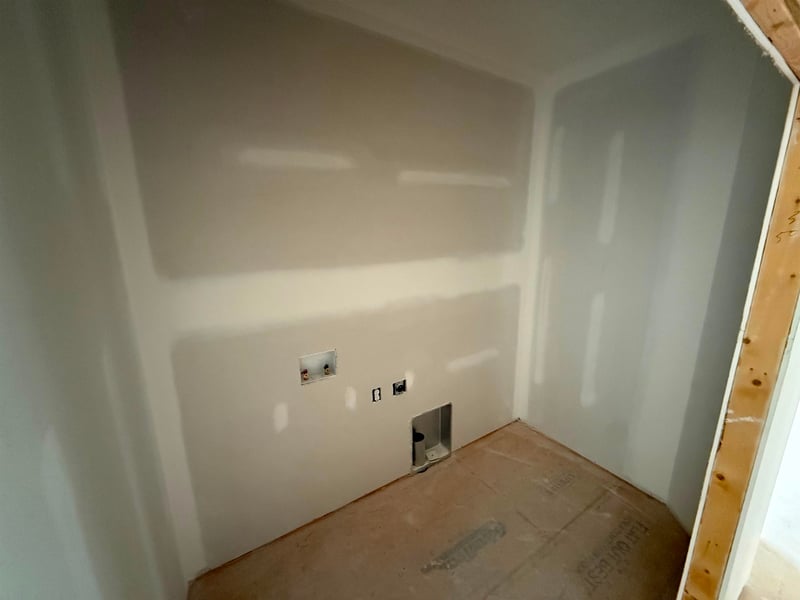 5061 Toben Ct, Bel Aire, KS 67226-1341