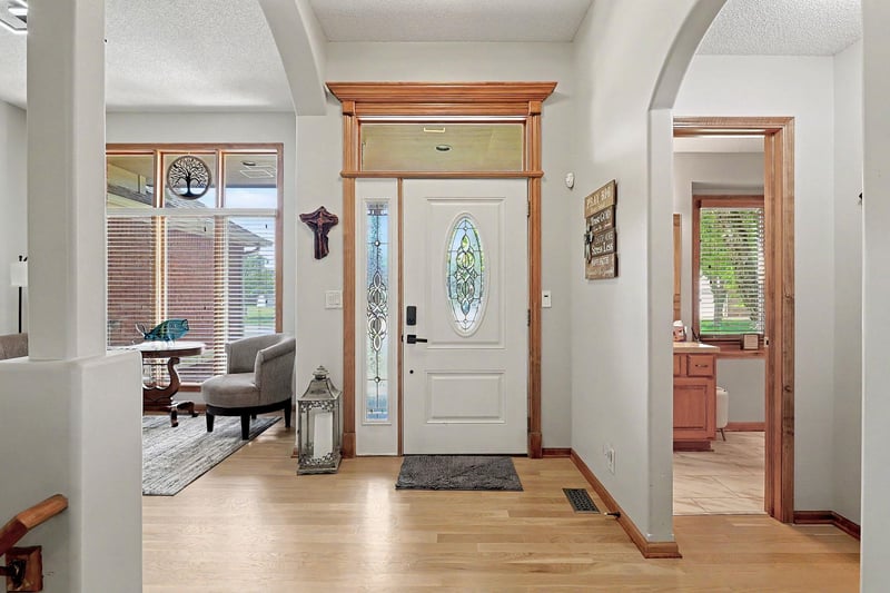 14162 Highland Springs Ct, Wichita, KS 67235