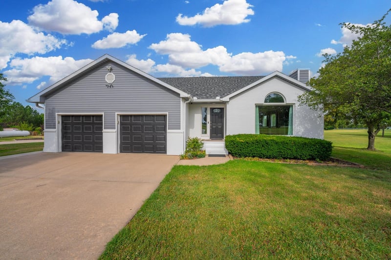 235 Tyler , Wellington, KS 67152