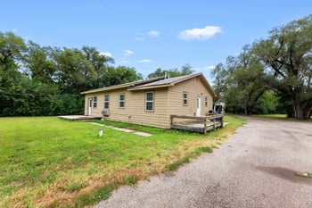5931 N Legion, Wichita, KS 67204