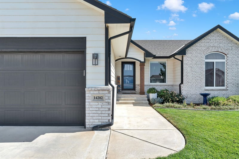 14202 Ridgepoint , Wichita, KS 67235