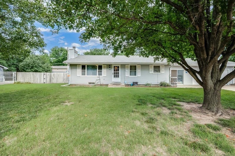 6435 Wendell St, Park City, KS 67219