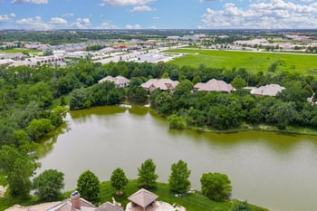 2214 N Lindsay Cir, Wichita, KS 67230