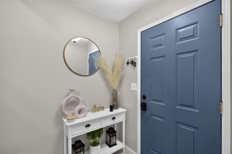 5430 Stoneborough Ct, Wichita, KS 67217