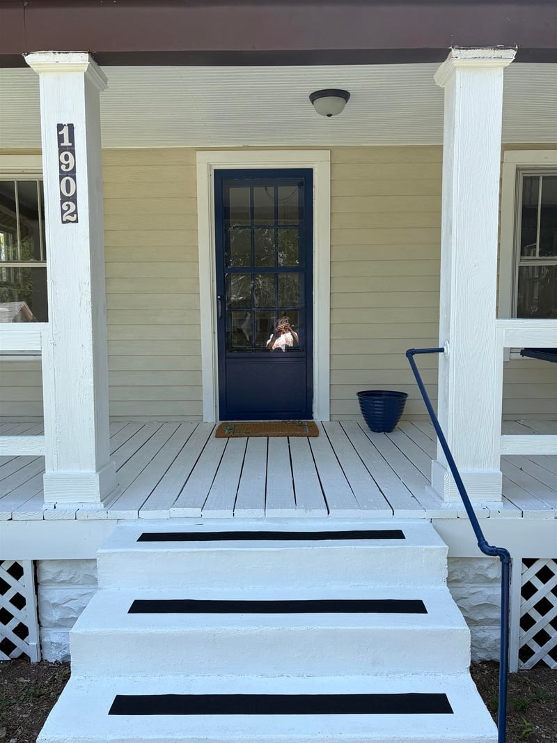 1902 Loomis , Winfield, KS 67156