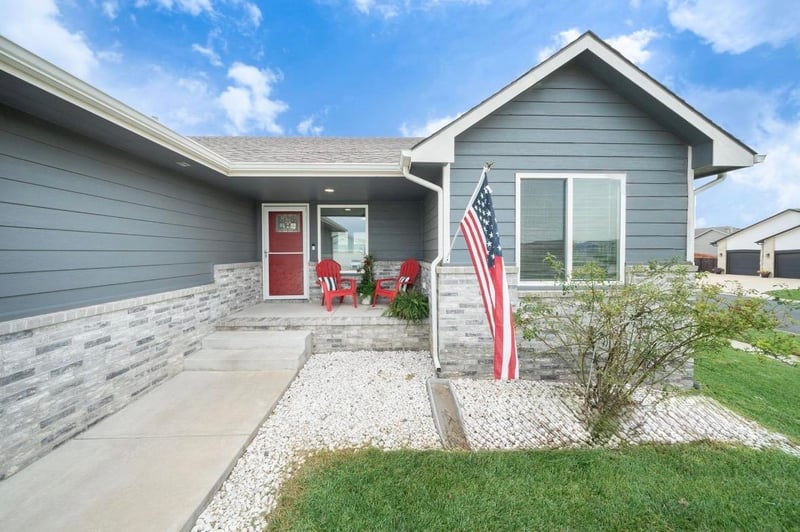 902 St Andrew Ct, Goddard, KS 67052