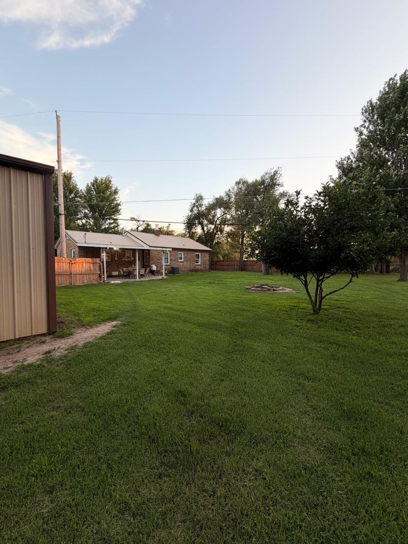 850 41st , Wichita, KS 67217