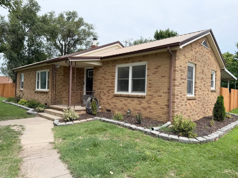 850 41st , Wichita, KS 67217