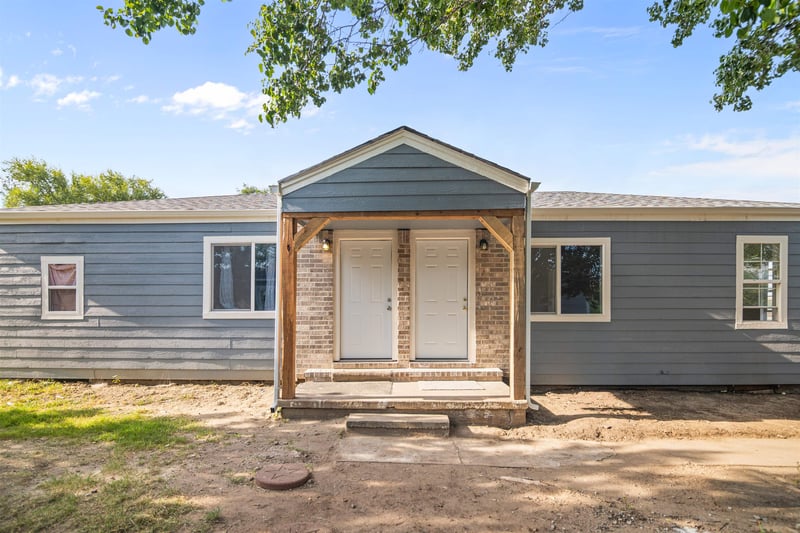 1952-1954 Chautauqua Ave, Wichita, KS 67214
