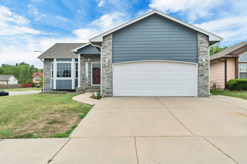 10817 Funston , Wichita, KS 67207