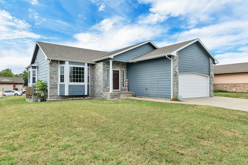 10817 Funston , Wichita, KS 67207