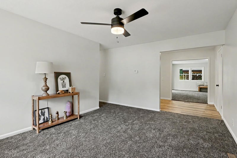 617 4th , Haysville, KS 67060