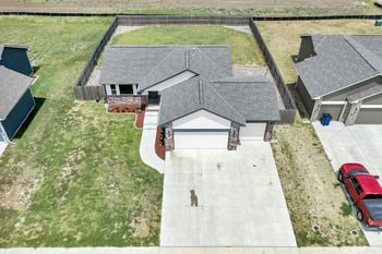 260 Dusk , Rose Hill, KS 67133