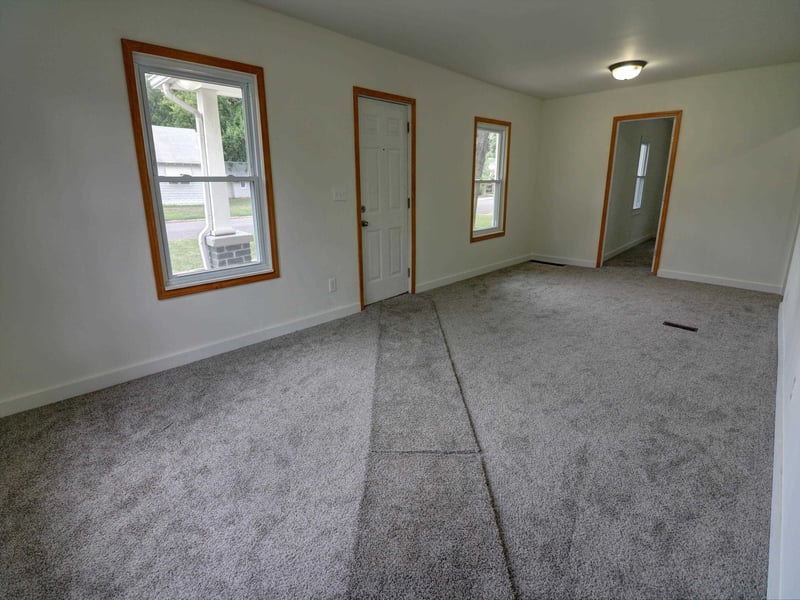 603 Walnut St, Newton, KS 67114