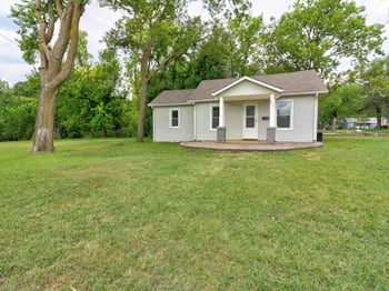 603 Walnut St, Newton, KS 67114