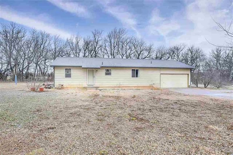 1009 8th , Douglass, KS 67039