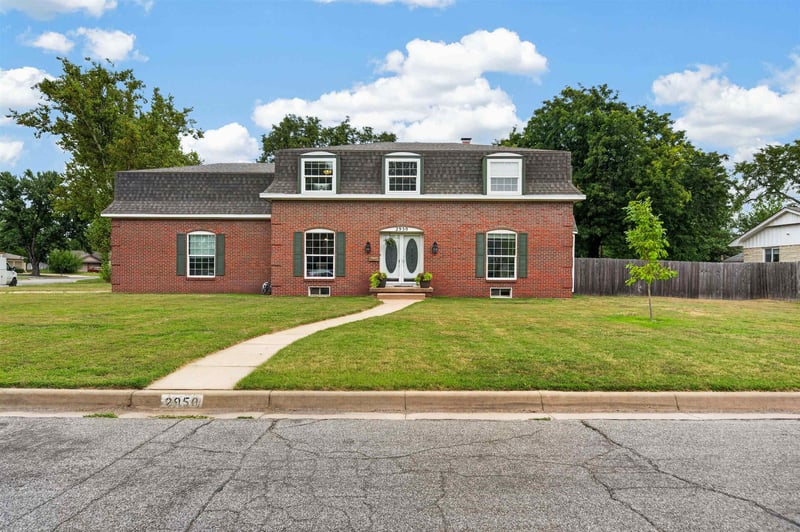 2950 River Park Dr, Wichita, KS 67203