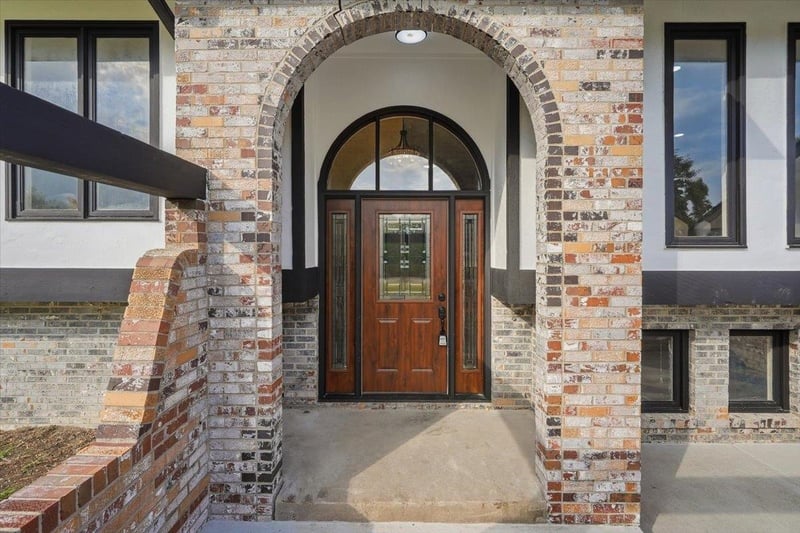 11 Pony Meadows Dr, Wichita, KS 67232