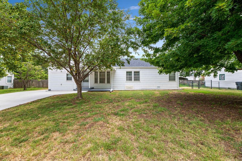 130 Colorado St, Wichita, KS 67209